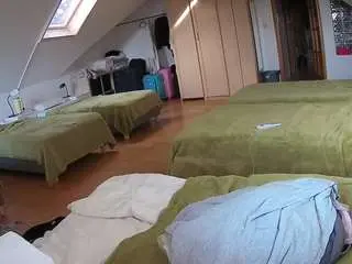 Voyeurcam-julmodels-bed-3  live sex cam