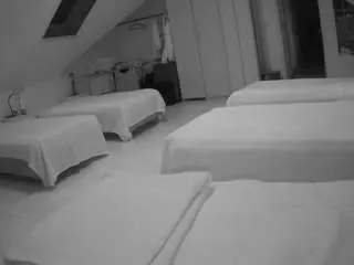 Voyeurcam-julmodels-bed-3  live sex cam
