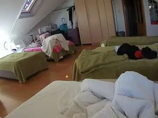 Voyeurcam-julmodels-bed-3  live sex cam