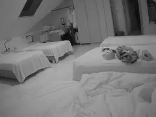 Voyeurcam-julmodels-bed-3  live sex cam