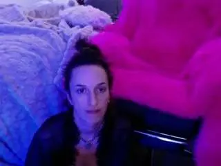 Watchawantmehuh  live sex cam