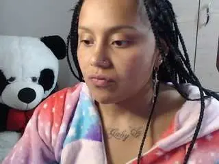 Golden1temptation  live sex cam