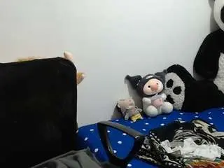 Golden1temptation  live sex cam