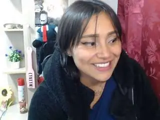 Golden1temptation  live sex cam