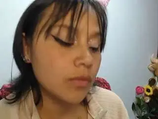 Golden1temptation  live sex cam