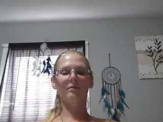Jadeluv  live sex cam