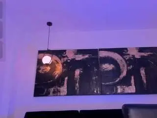 Lisaflowers1  live sex cam