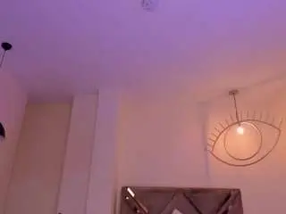 Lisaflowers1  live sex cam