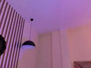 Lisaflowers1  live sex cam