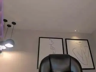 Lisaflowers1  live sex cam