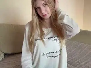 Chloe-show  live sex cam