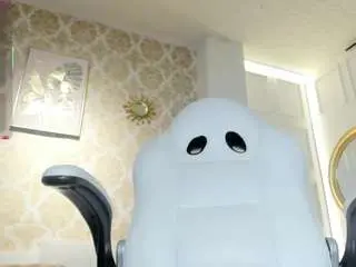 Lilyythea  live sex cam