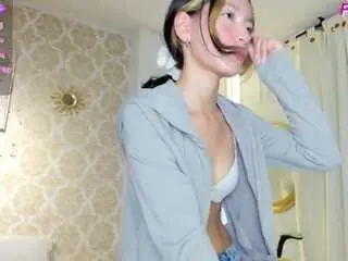 Lilyythea  live sex cam