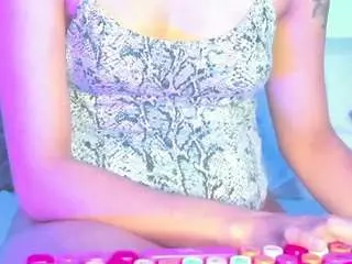 Miaweiss  live sex cam
