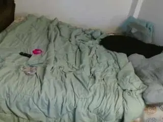Realninafame  live sex cam