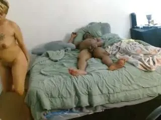 Realninafame  live sex cam