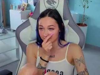 Imsuka  live sex cam