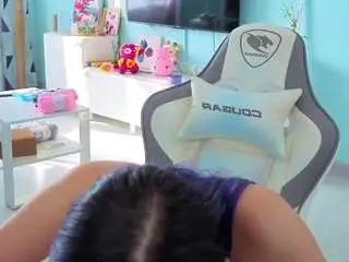 Imsuka  live sex cam