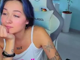 Imsuka  live sex cam