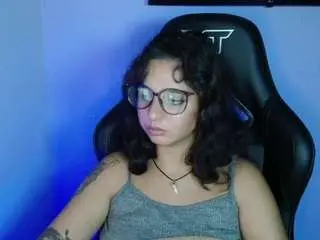 Myamillor  live sex cam