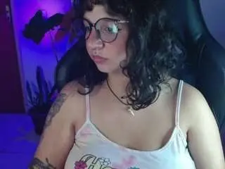 Myamillor  live sex cam