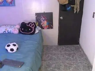 Reichell-schmit  live sex cam