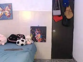 Reichell-schmit  live sex cam