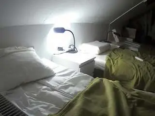 Voyeurcam-julmodels-bed-4  live sex cam