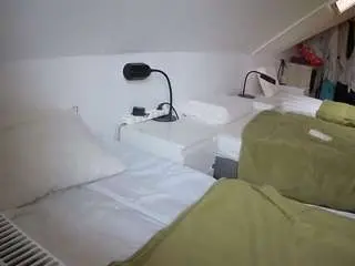 Voyeurcam-julmodels-bed-4  live sex cam