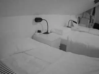 Voyeurcam-julmodels-bed-4  live sex cam