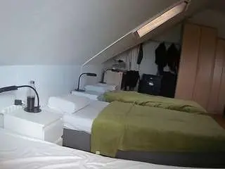 Voyeurcam-julmodels-bed-4  live sex cam