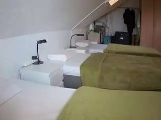 Voyeurcam-julmodels-bed-4  live sex cam