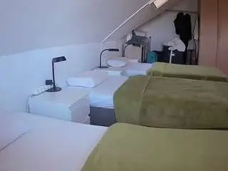 Voyeurcam-julmodels-bed-4  live sex cam