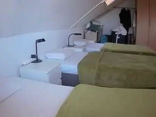 Voyeurcam-julmodels-bed-4  live sex cam