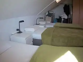 Voyeurcam-julmodels-bed-4  live sex cam