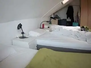 Voyeurcam-julmodels-bed-4  live sex cam