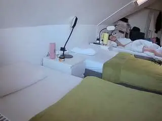 Voyeurcam-julmodels-bed-4  live sex cam