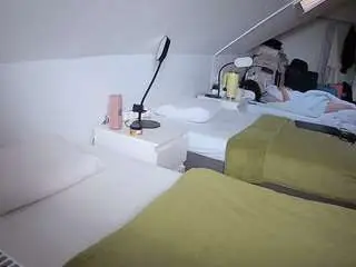 Voyeurcam-julmodels-bed-4  live sex cam