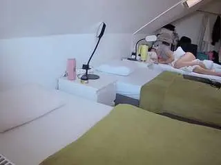 Voyeurcam-julmodels-bed-4  live sex cam