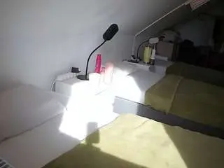 Voyeurcam-julmodels-bed-4  live sex cam