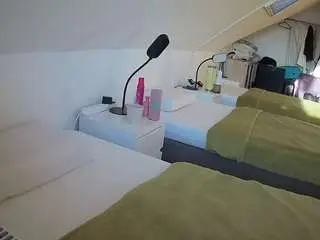 Voyeurcam-julmodels-bed-4  live sex cam