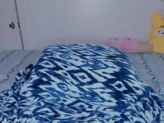 Xocurvyrae  live sex cam