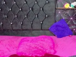Zaraluux  live sex cam