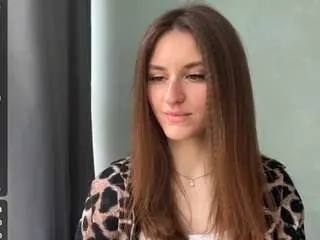 Lynnecaudle  live sex cam