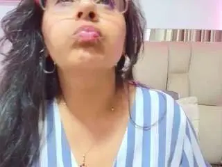Marcela-toca  live sex cam