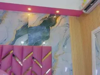 Nia-evans  live sex cam