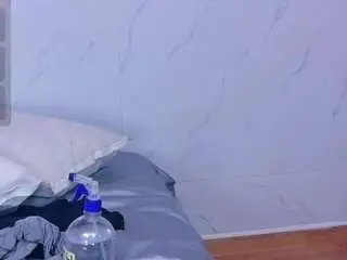 Nia-evans  live sex cam