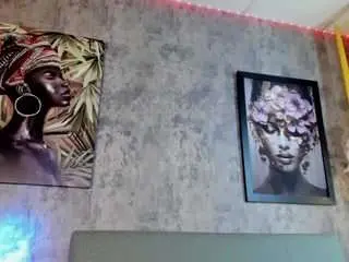 Sarawolff  live sex cam