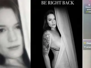 Siannaafterdark  live sex cam