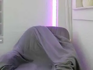 Elinaskyy  live sex cam